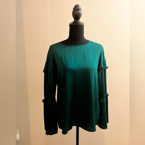 Size small - Picture 1 of 2